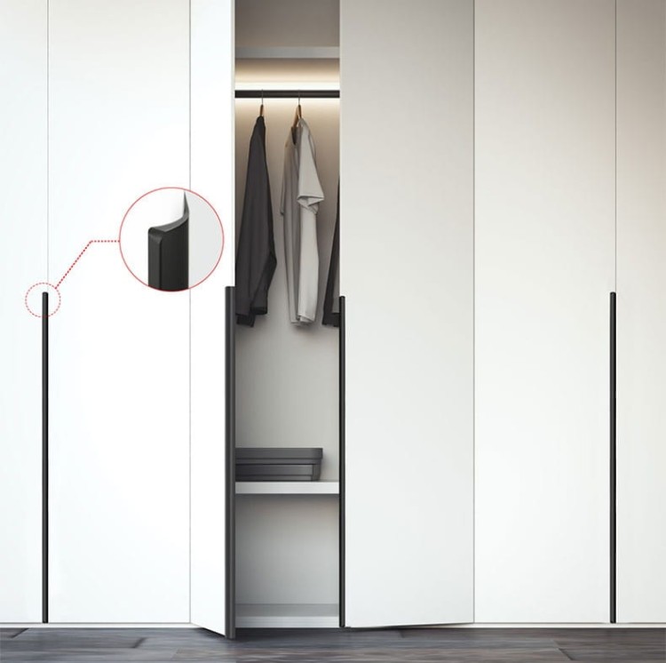 Uchwyt meblowy Isabel – krawędziowy aluminiowy uchwyt na górną krawędź frontu w kolorach czarny i szampański złoty, rozmiary 64–960 mm, sklep euchwyty.pl