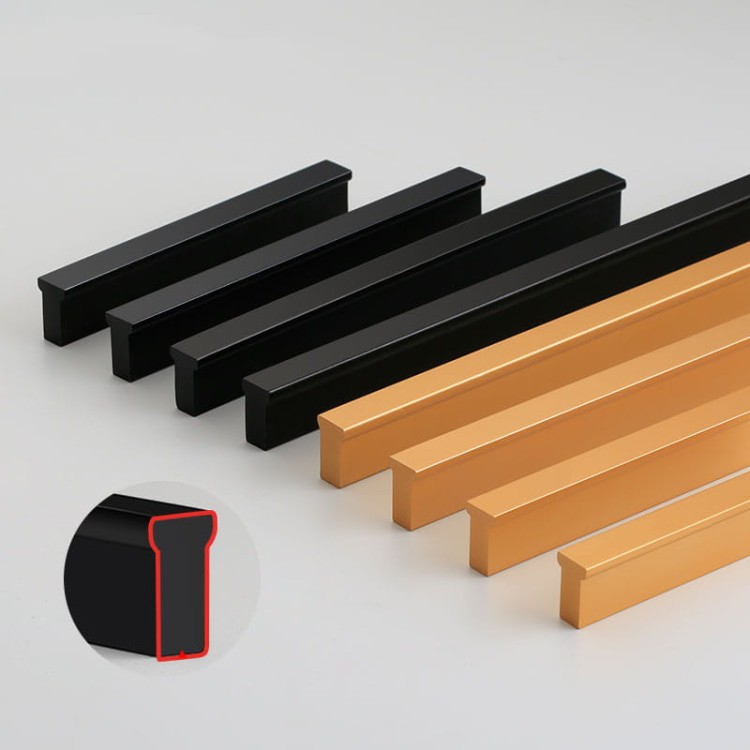 Möbelgriff Jimba – rechteckiger linearer Aluminiumgriff in Schwarz, gebürstetem Gold und Champagnergold. Lochabstände: Einzelbohrung, 96, 128, 192, 320, 576 und 768 mm – egriffe.at
