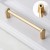 Möbelgriff Arriba – länglicher Aufsatzgriff für Schränke und Schubladen in Schwarz, gebürstetem Gold, gebürstetem Nickel und Perlgrau. Moderner Griff für Küchenmöbel, erhältlich im Shop egriffe.at.