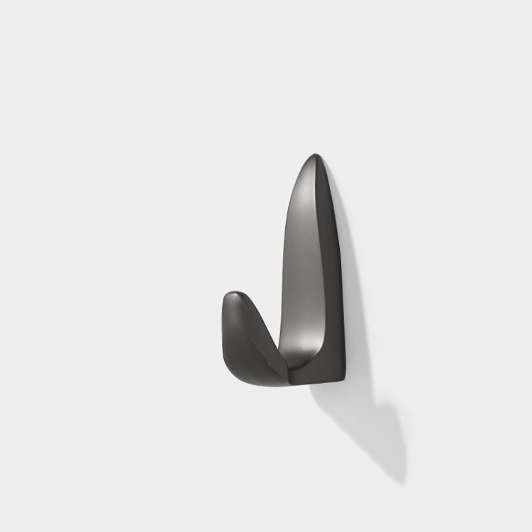 Wandhaken Gordo mit modernem minimalistischem Design. Robust, kratzfest und einfach mit Schrauben zu montieren. Ideal für Zuhause, Büro oder Bad. Farben: Gold, Schwarz und Perlgrau.