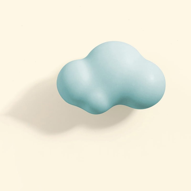 Uchwyt meblowy Cloud w kształcie pastelowej chmurki, idealny do pokoju dziecka, przedszkola lub żłobka. Kolory: różowy, zielony, niebieski, biały. Miękkie, bezpieczne krawędzie i dziecięcy, skandynawski styl.