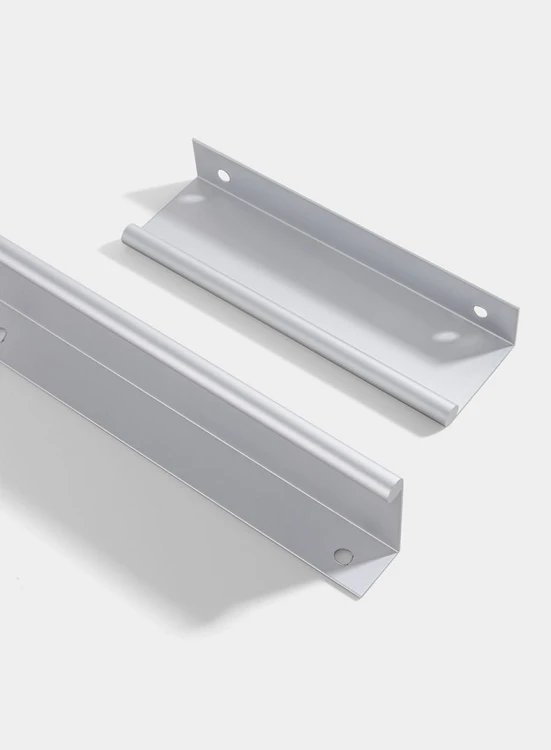 Zestaw srebrnych uchwytów krawędziowych Bravo z profilu aluminiowego L