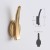 Wandhaken Diego – minimalistisch und robust, einfache Montage mit Schrauben im Set. Ideal für Küche, Bad, Flur und Büro. Farben: Gold, gebürstetes Gold, Schwarz, Perlgrau, Nickel, gebürstetes Braun und Braun-Kupfer.