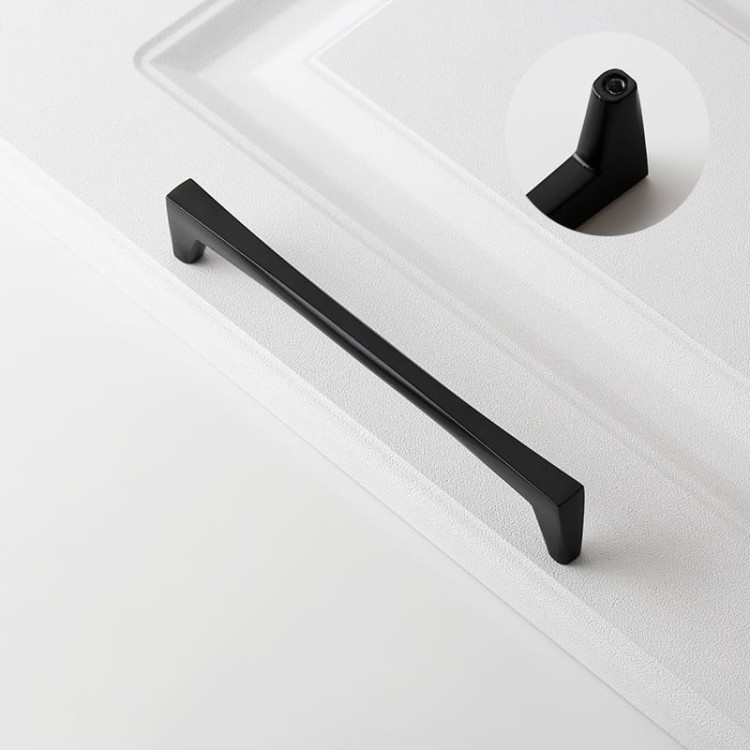 Uchwyt meblowy Mela – nowoczesny, klasyczny, minimalistyczny uchwyt w kolorach: czarnym, złotym szczotkowanym, nikiel szczotkowany, szary perłowy; rozmiary 128–256 mm, idealny do mebli kuchennych, łazienkowych, garderoby i komód.