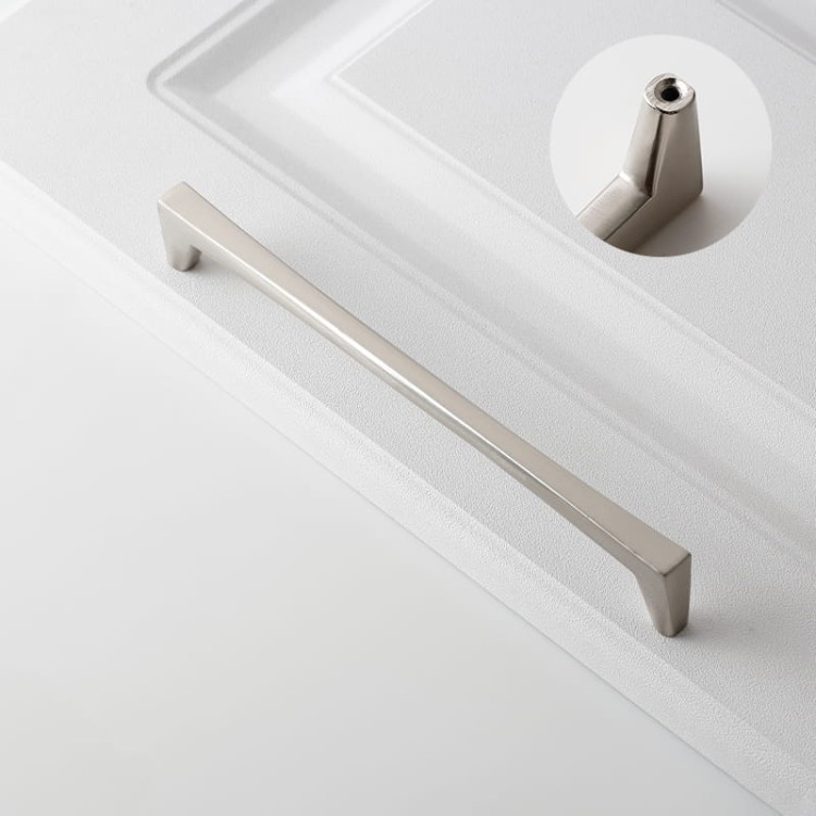 Uchwyt meblowy Mela – nowoczesny, klasyczny, minimalistyczny uchwyt w kolorach: czarnym, złotym szczotkowanym, nikiel szczotkowany, szary perłowy; rozmiary 128–256 mm, idealny do mebli kuchennych, łazienkowych, garderoby i komód.